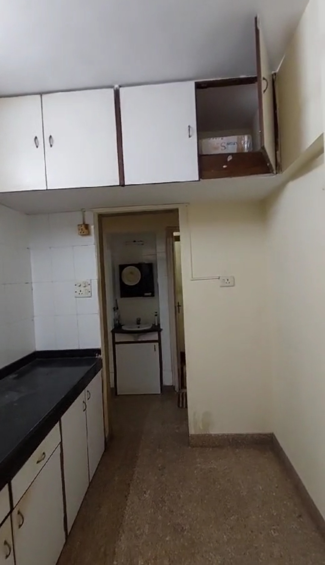 1 BHK Flat for Rent in Vrindavan Society, Goregaon East