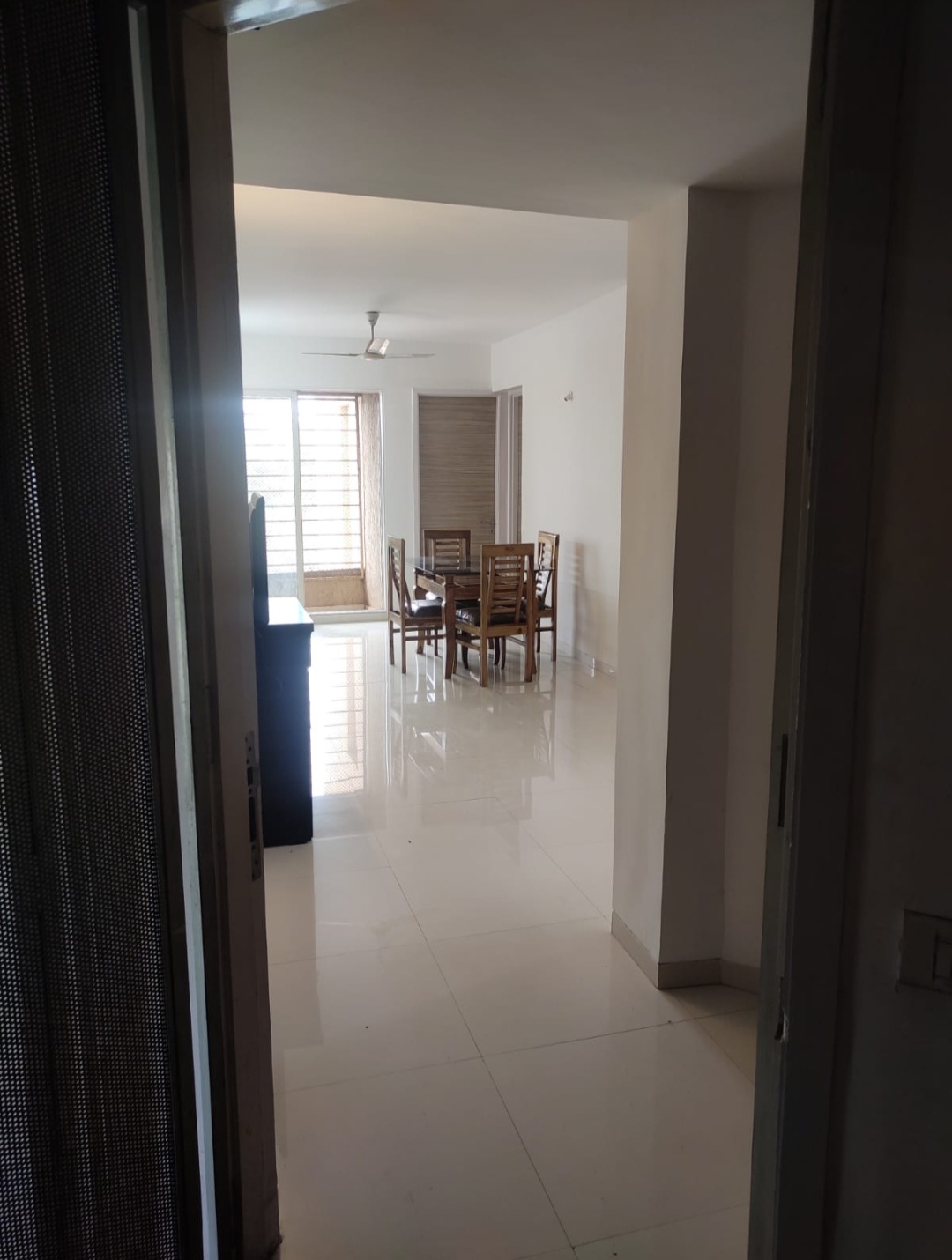 Single Room Girls only Flat for PG in Rushi Heights, Goregaon East