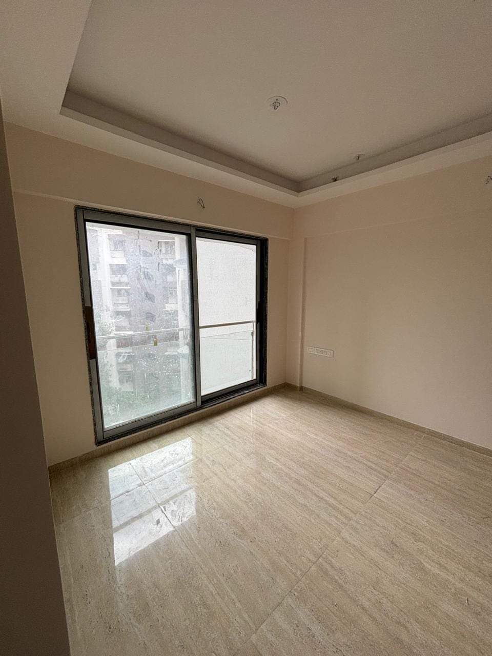 1 BHK Flat for Rent in Om Trimurti Tower, Malad East