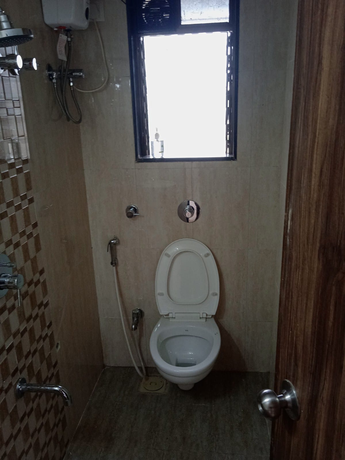 3 BHK Flat for Rent in Kanchan Tower , Goregaon East