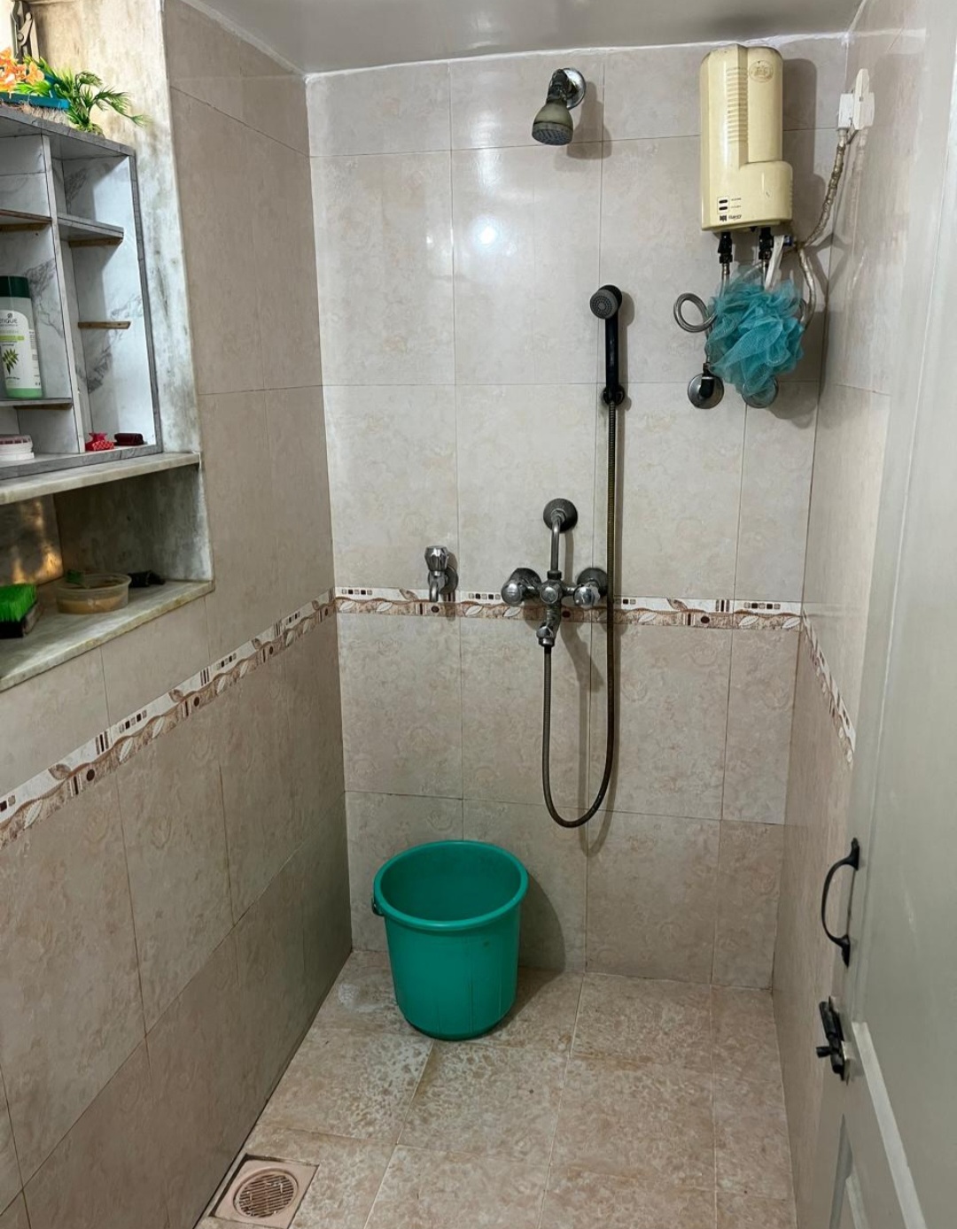 2 BHK Flat for Rent in Bangur Nagar, Goregaon West