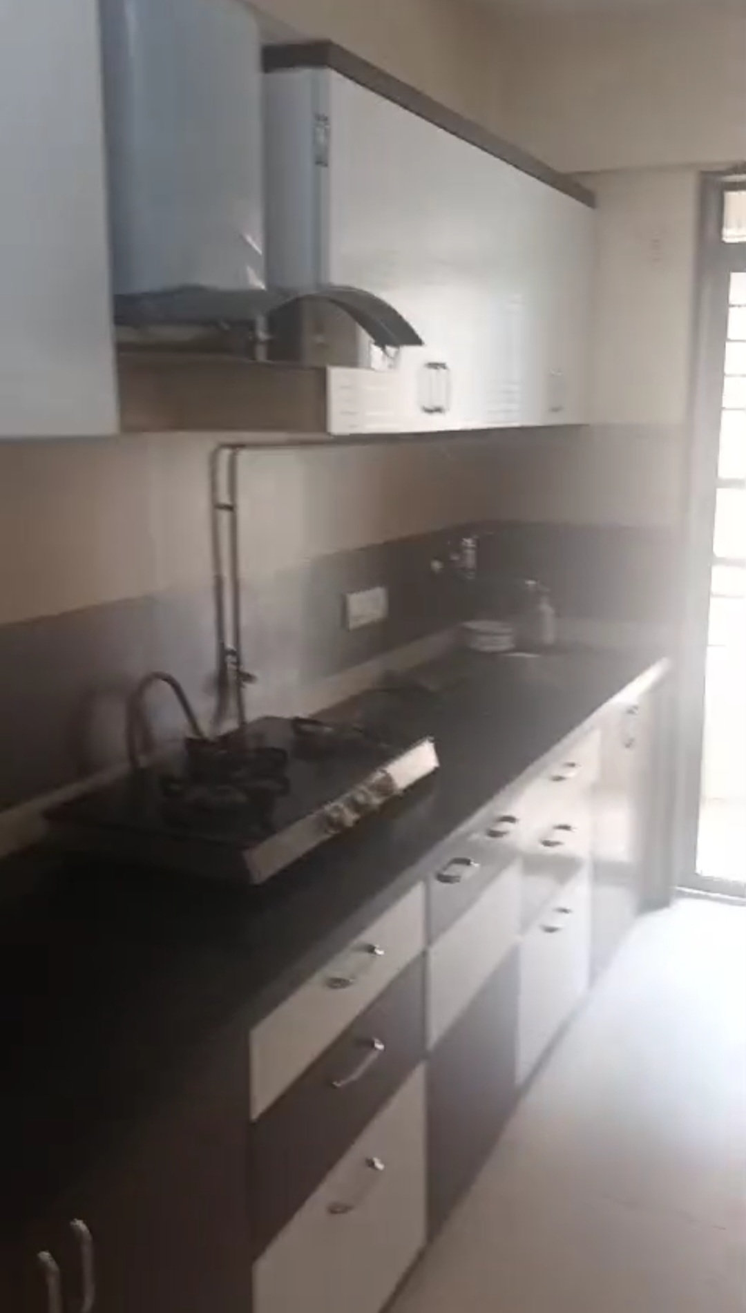 2 BHK Flat for Rent in Royal Samrat Tower, Goregaon East