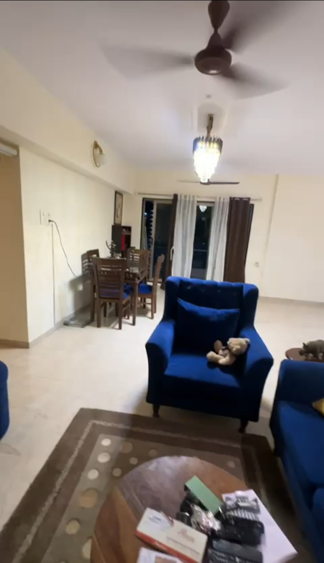 Single Room Girls only Flat for PG in Infinity Tower, Andheri West