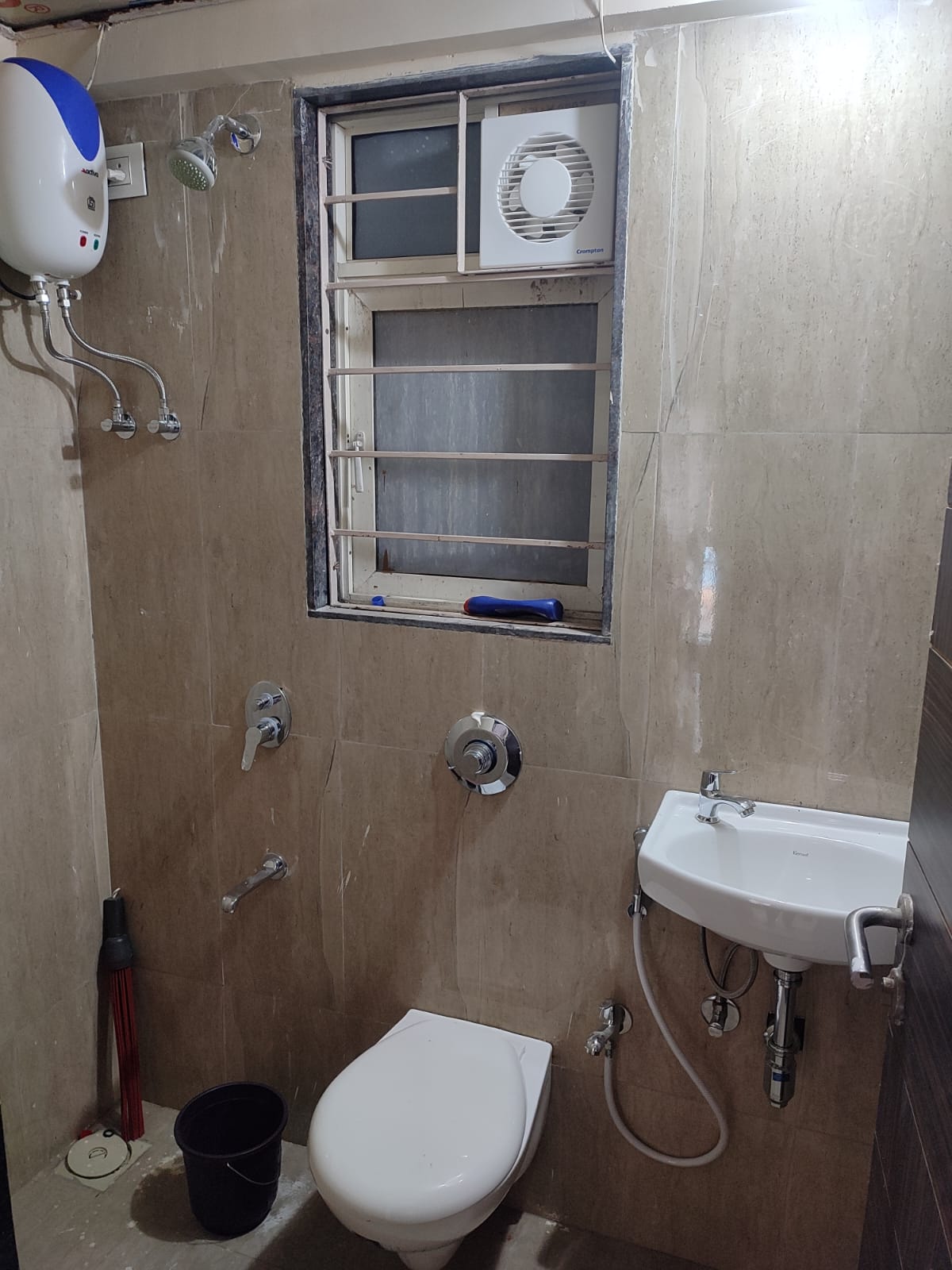 Triple Sharing Room Boys only Flat for PG in arista tower, Goregaon West