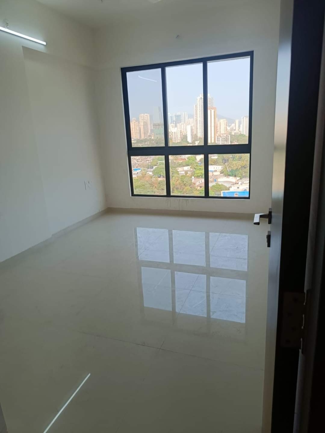 2 BHK Flat for Rent in Verve Tower ( Kolte Patil ), Goregaon West