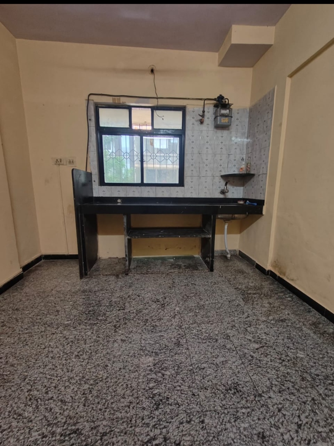 1RK Flat for Rent in Vijay Keshar Apartment , Malad West