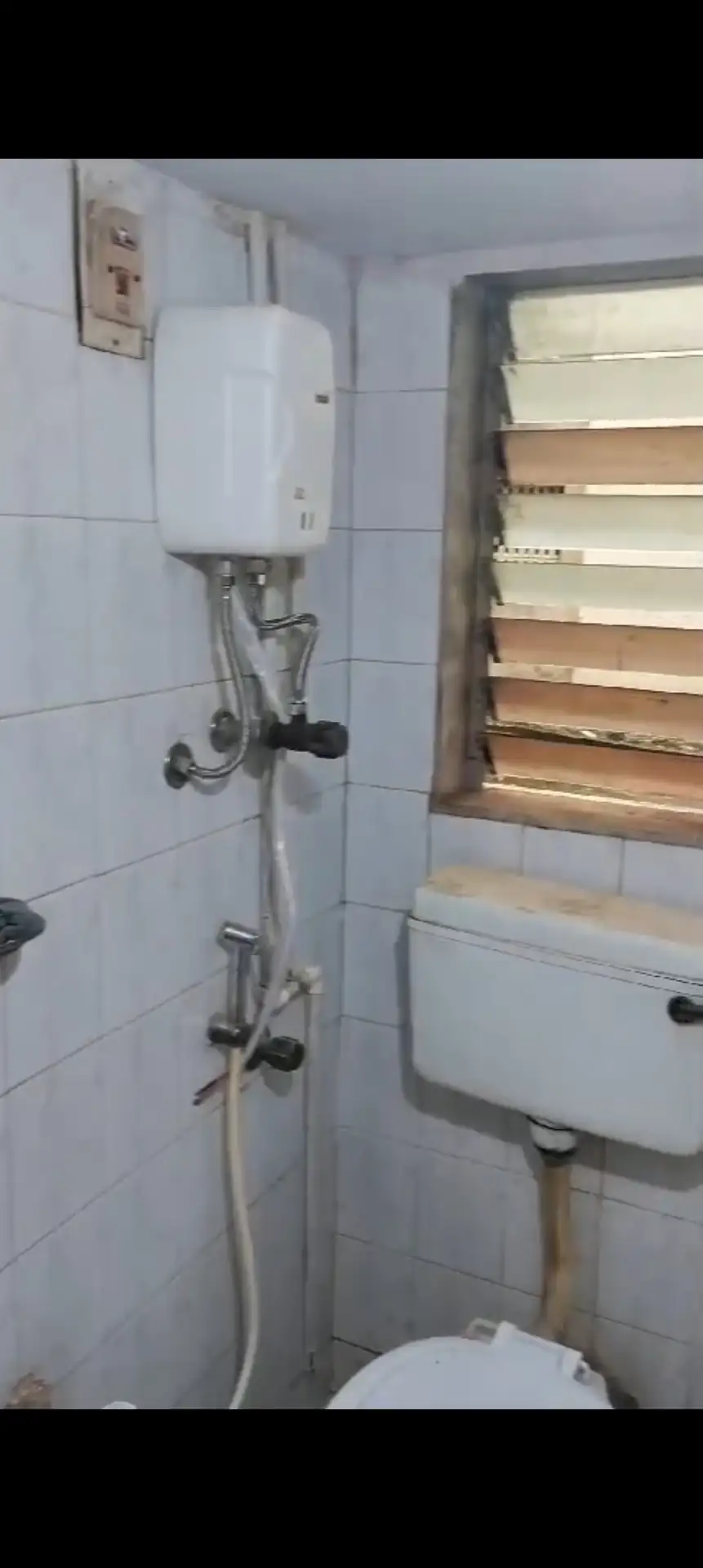 Triple Sharing Room Girls only Flat for PG in Kamal Nagar, Malad West