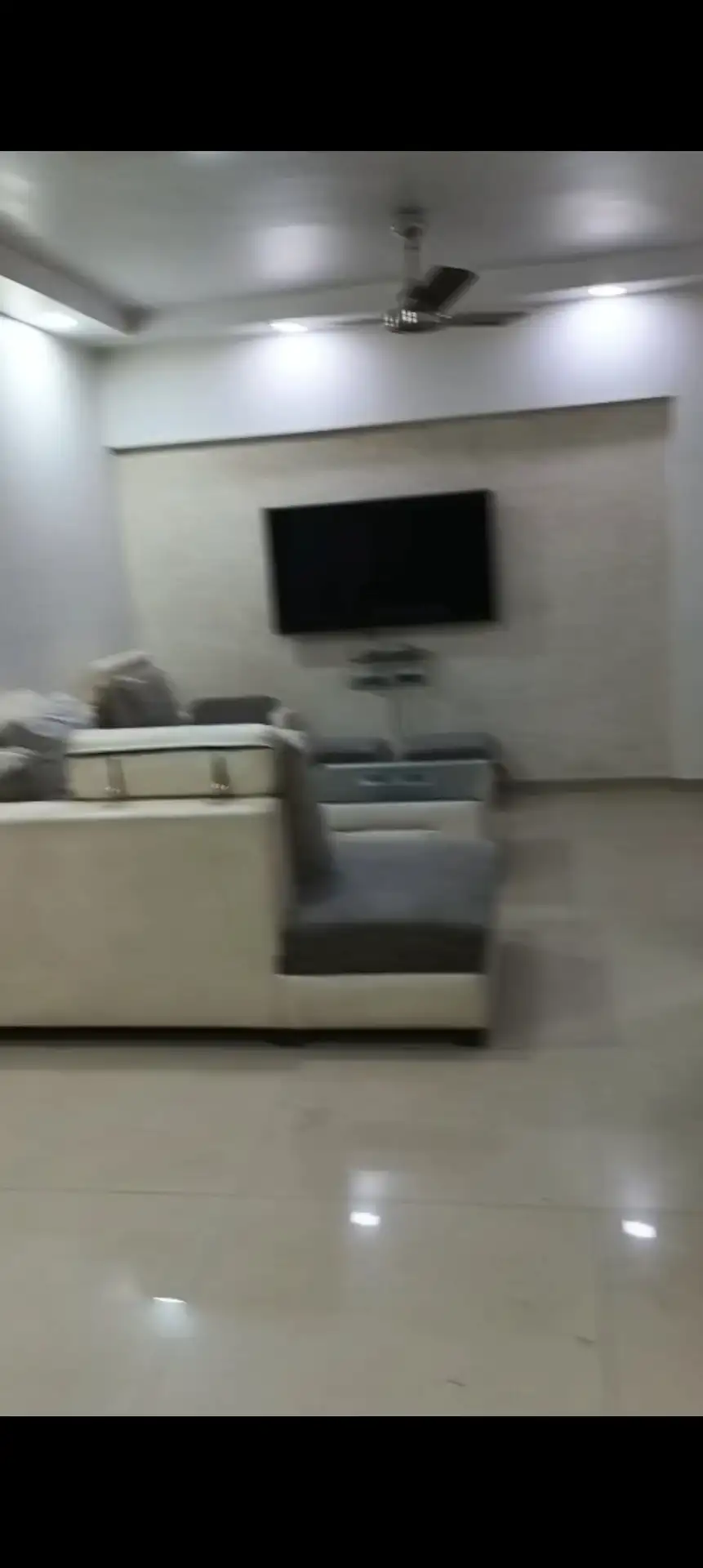 2 BHK Flat for Rent in Acme Complex, Goregaon West