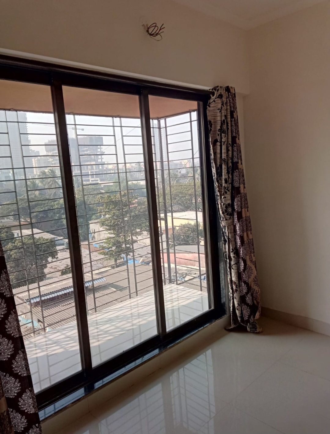 2 BHK Flat for Sale in sethia Sea View, Goregaon West