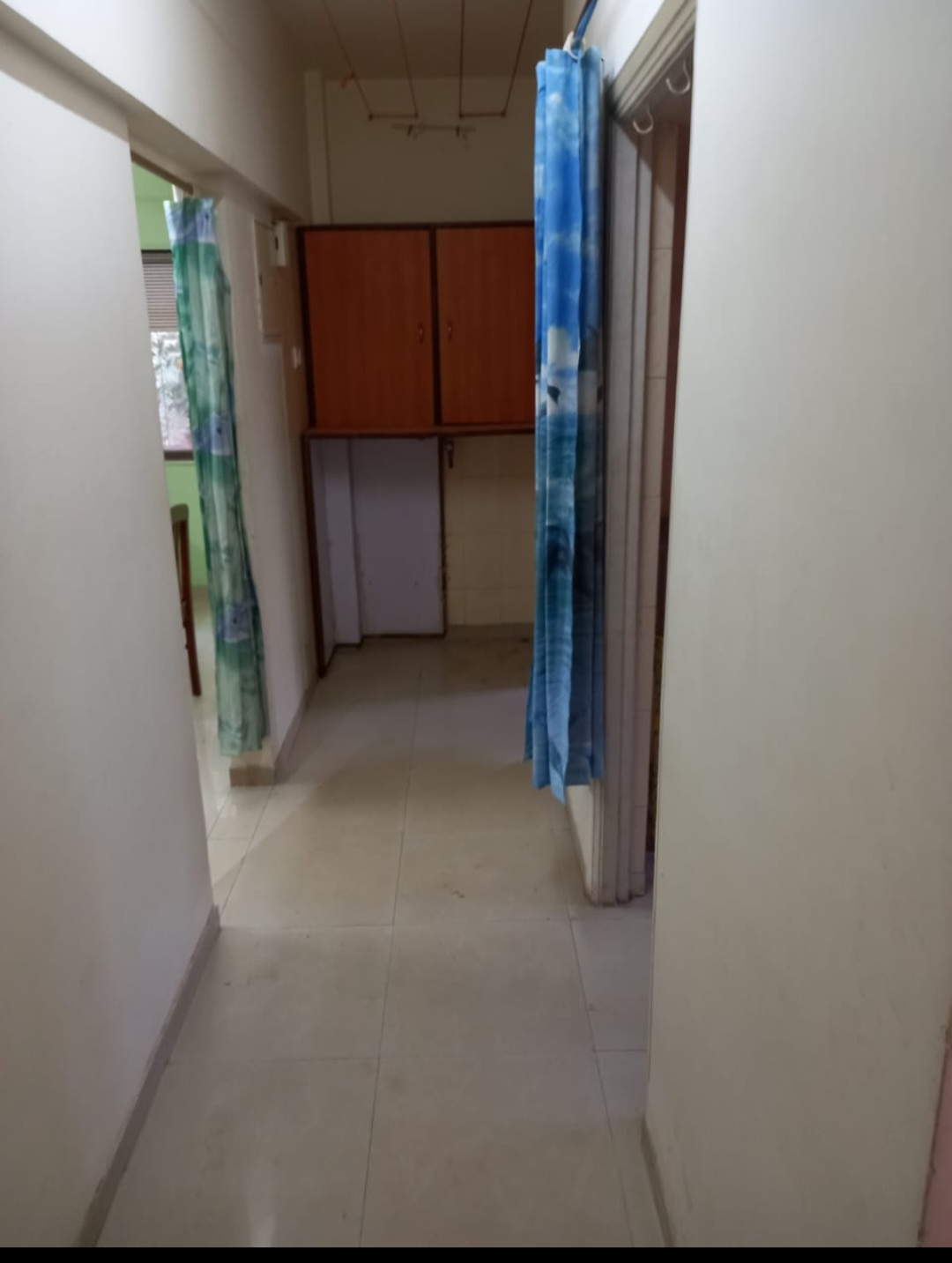 2 BHK Flat for Rent in Acme Enclave Complex, Malad West