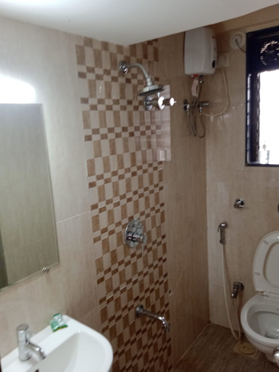 3 BHK Flat for Rent in Kanchan Tower , Goregaon East