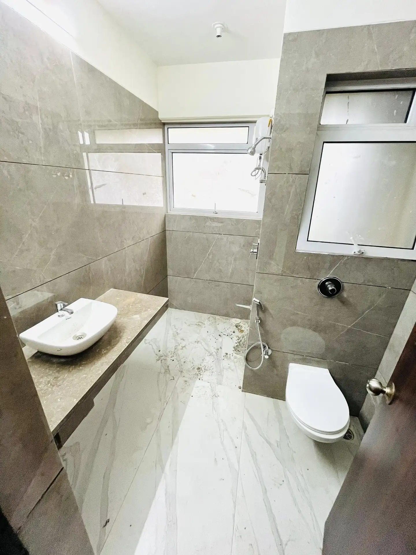 3 BHK Flat for Rent in sunteck avenue 4 , Goregaon West