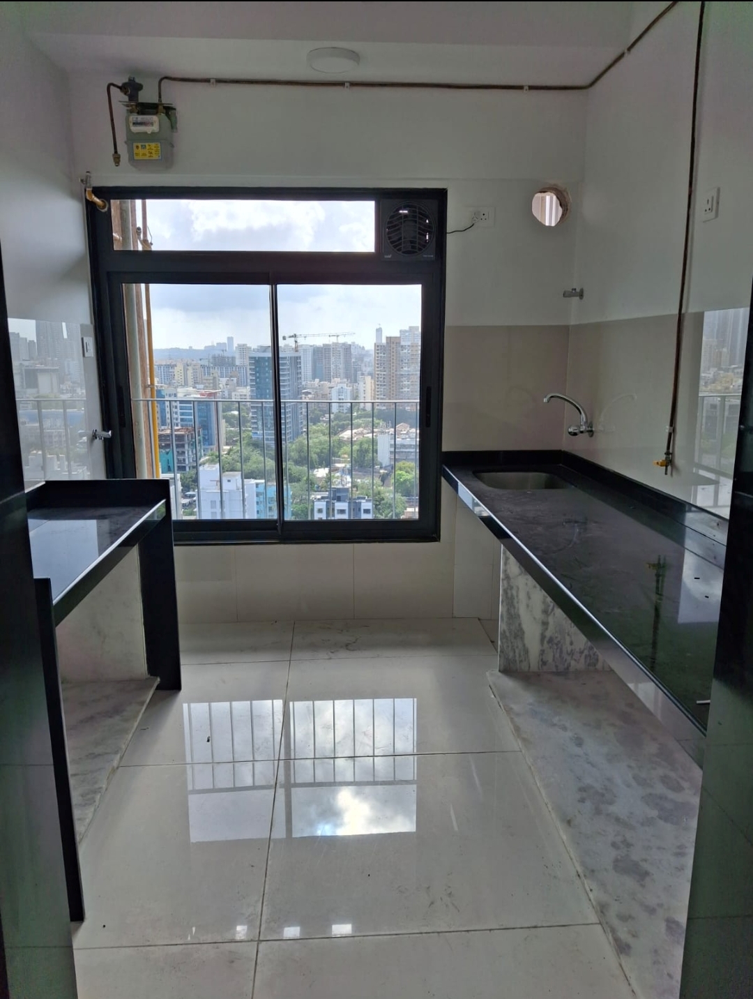 2 BHK Flat for Rent in arkade Aspire Tower, Goregaon East