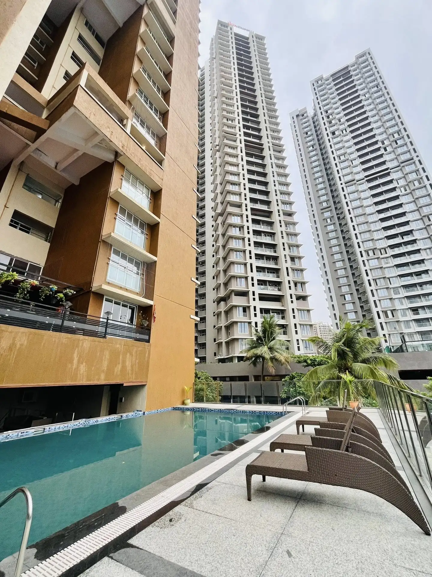 3 BHK Flat for Rent in sunteck avenue 4 , Goregaon West