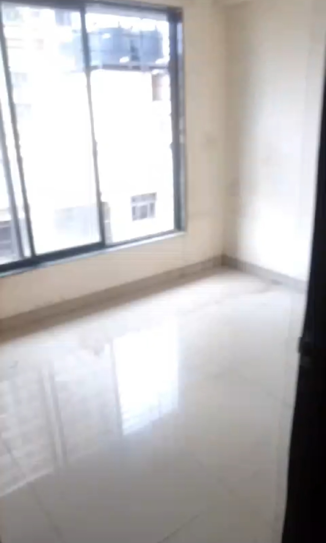 1.5 BHK Flat for Rent in Shastri Nagar, Goregaon West