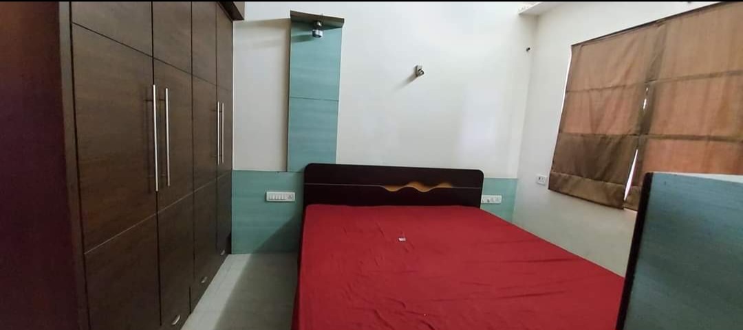 2 BHK Flat for Rent in Divya Stuti Apartment , Malad West