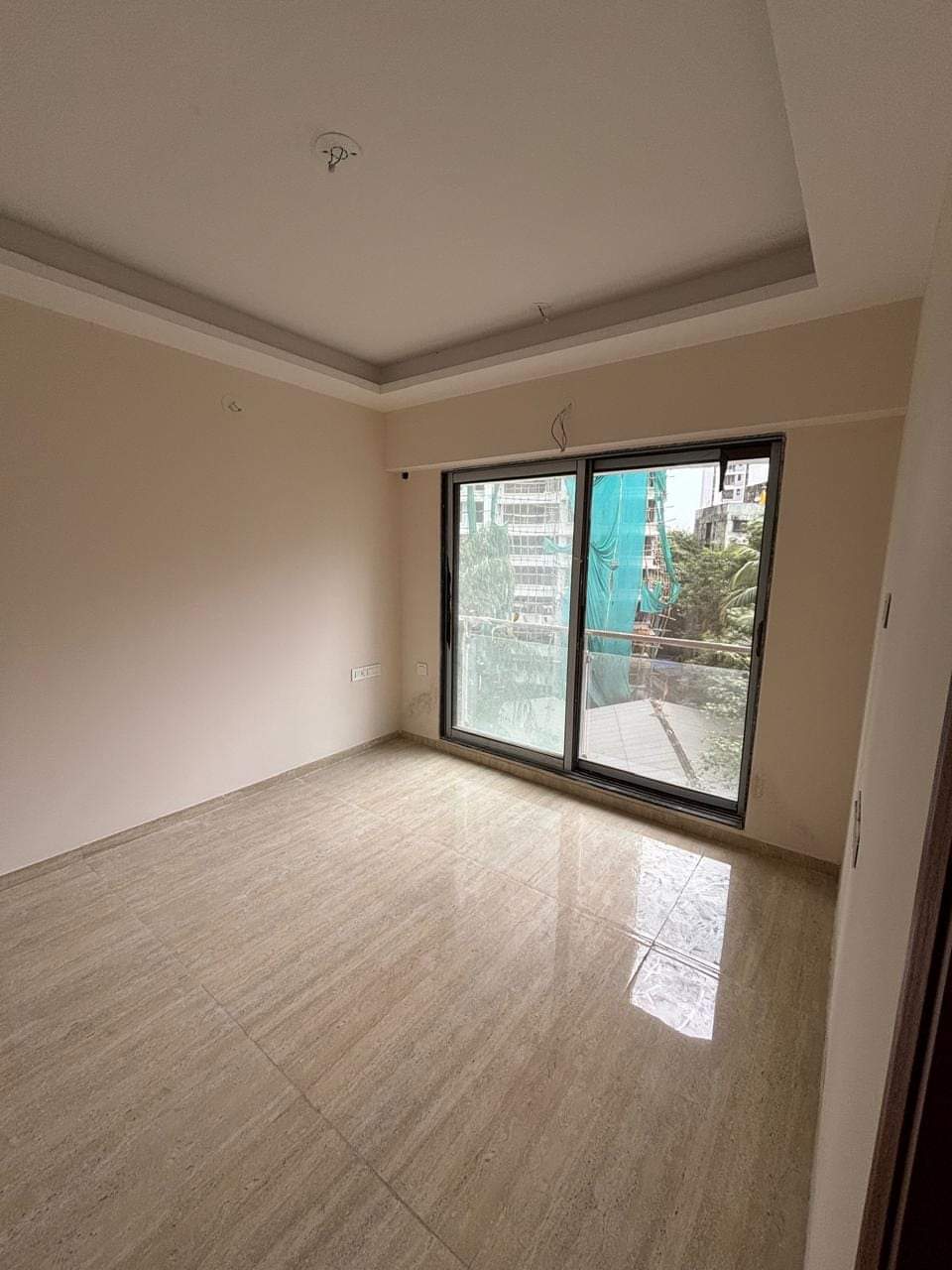 1 BHK Flat for Rent in Om Trimurti Tower, Malad East