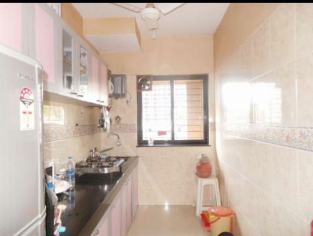 1 BHK Flat for Rent in plam spring complex , Malad West