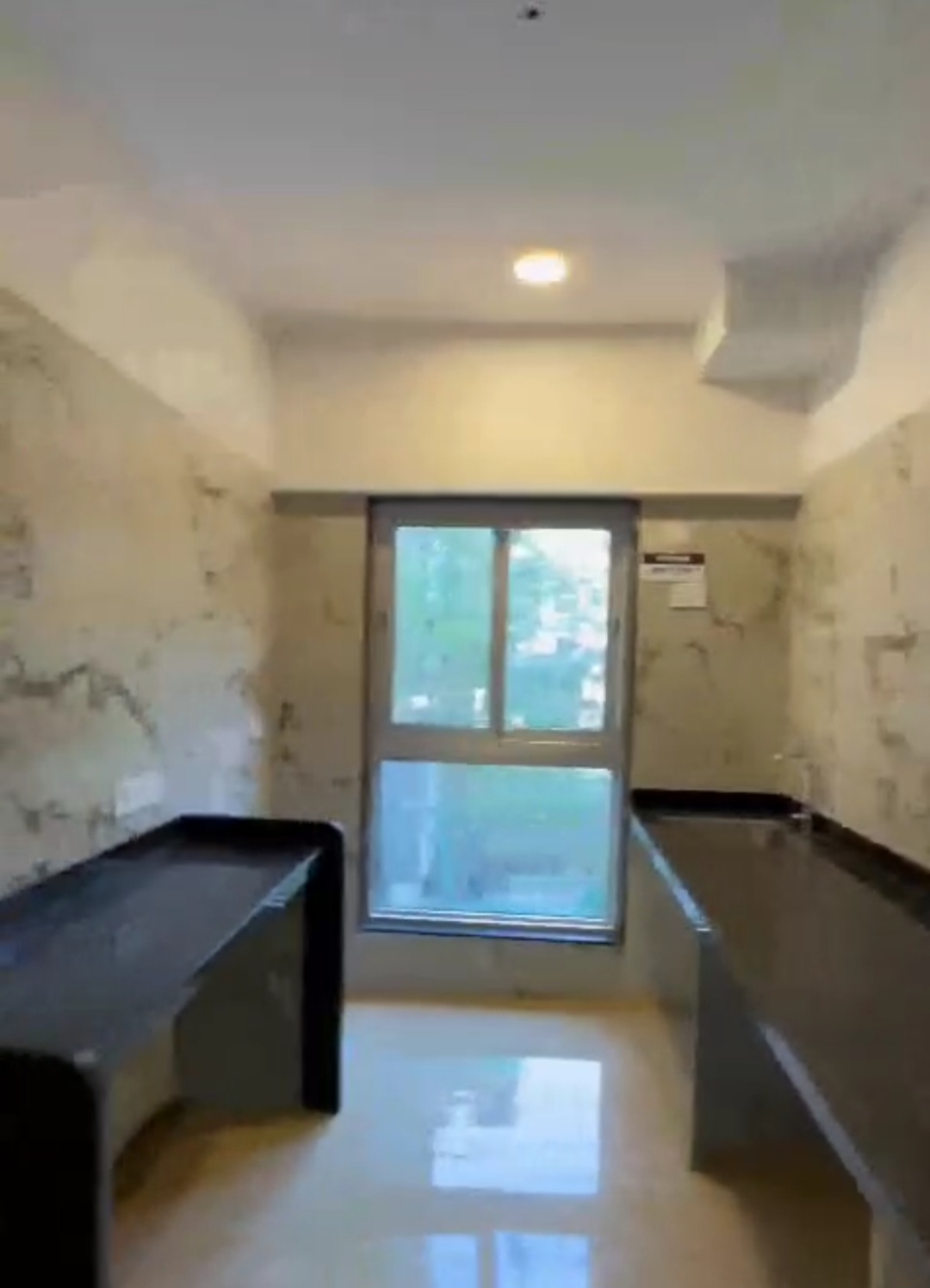 2 BHK Flat for Rent in Laxmi Shrusthi Tower, Goregaon West