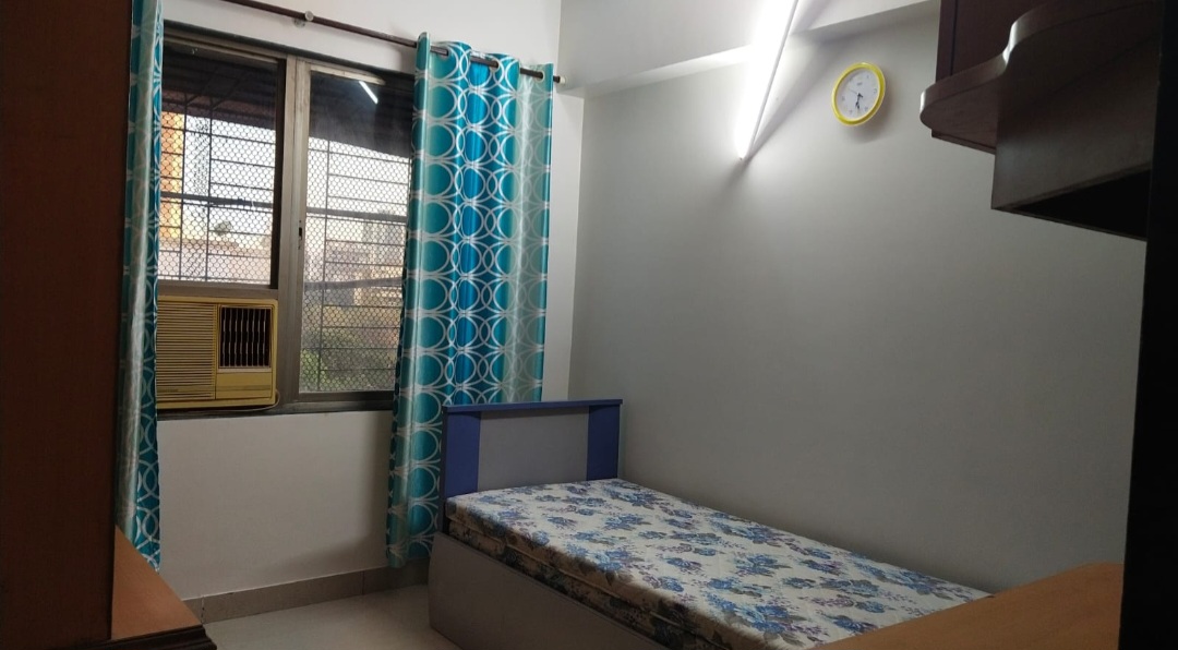 Double Sharing Room Girls only Flat for PG in Ranisati Apartment , Malad West