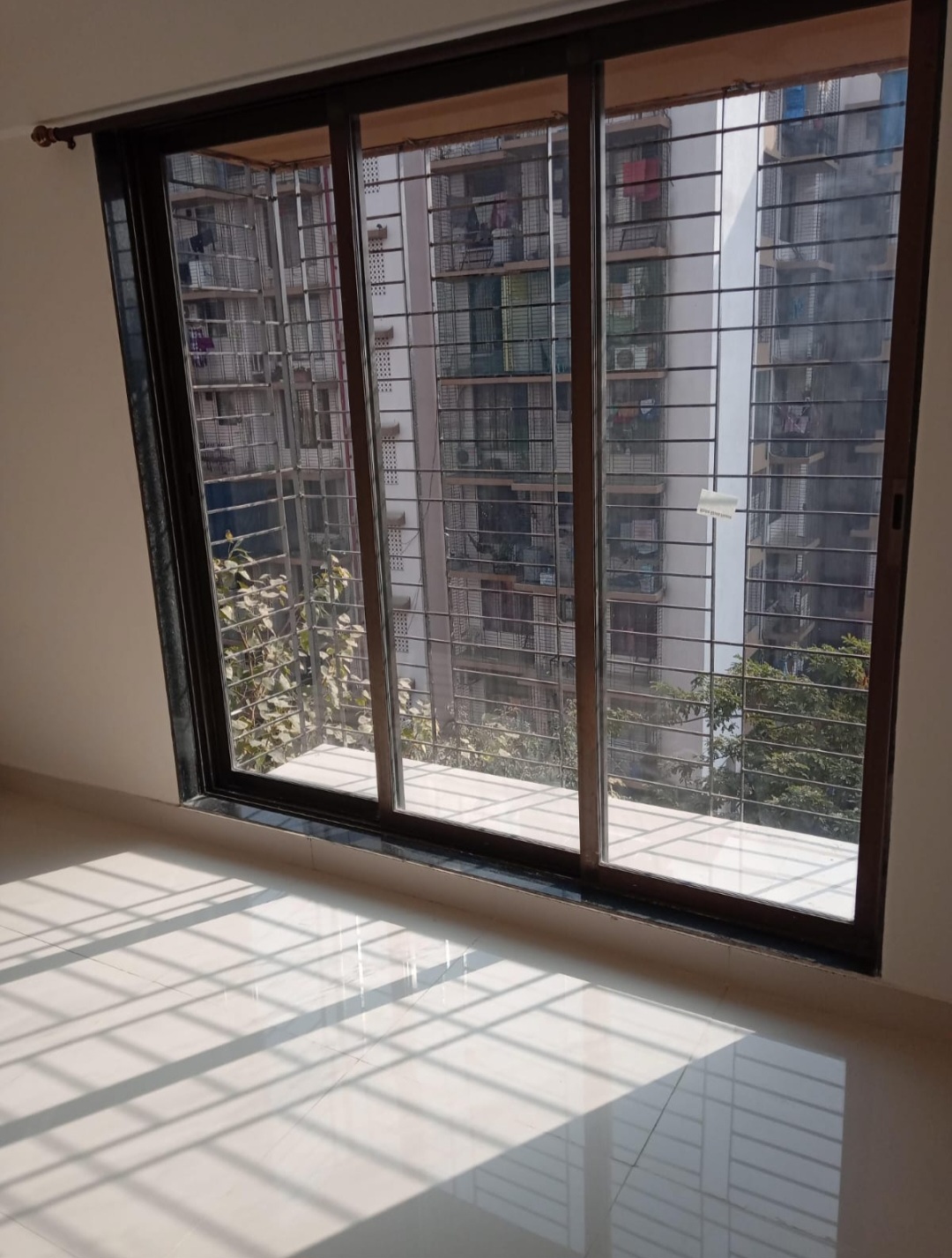 2 BHK Flat for Sale in sethia Sea View, Goregaon West