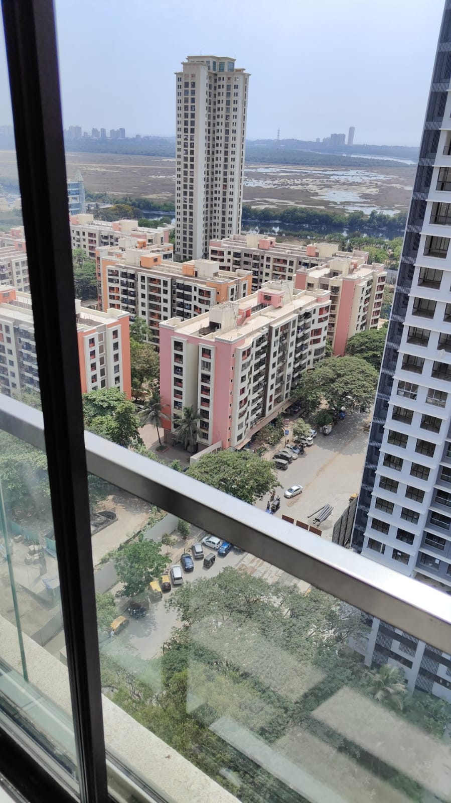 2 BHK Flat for Sale in , Goregaon West