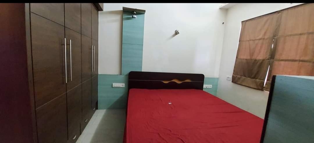 2 BHK Flat for Rent in Divya Stuti Apartment , Malad West