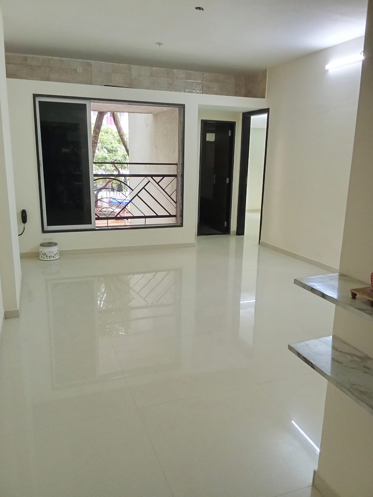 1 BHK Flat for Rent in jal mandir , Goregaon West