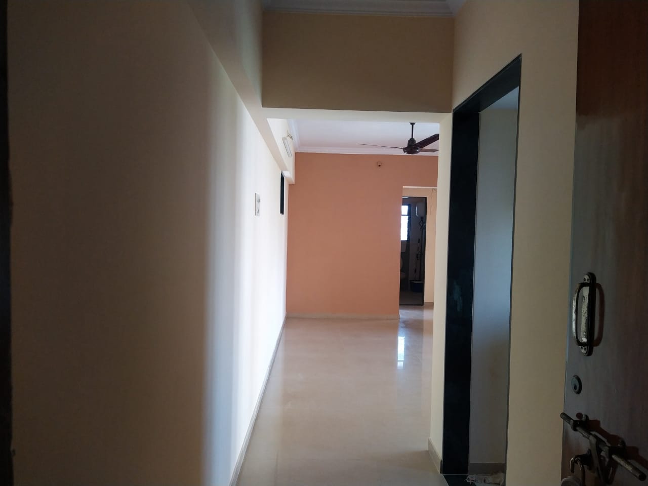 2 BHK Flat for Rent in Acme Complex, Goregaon West