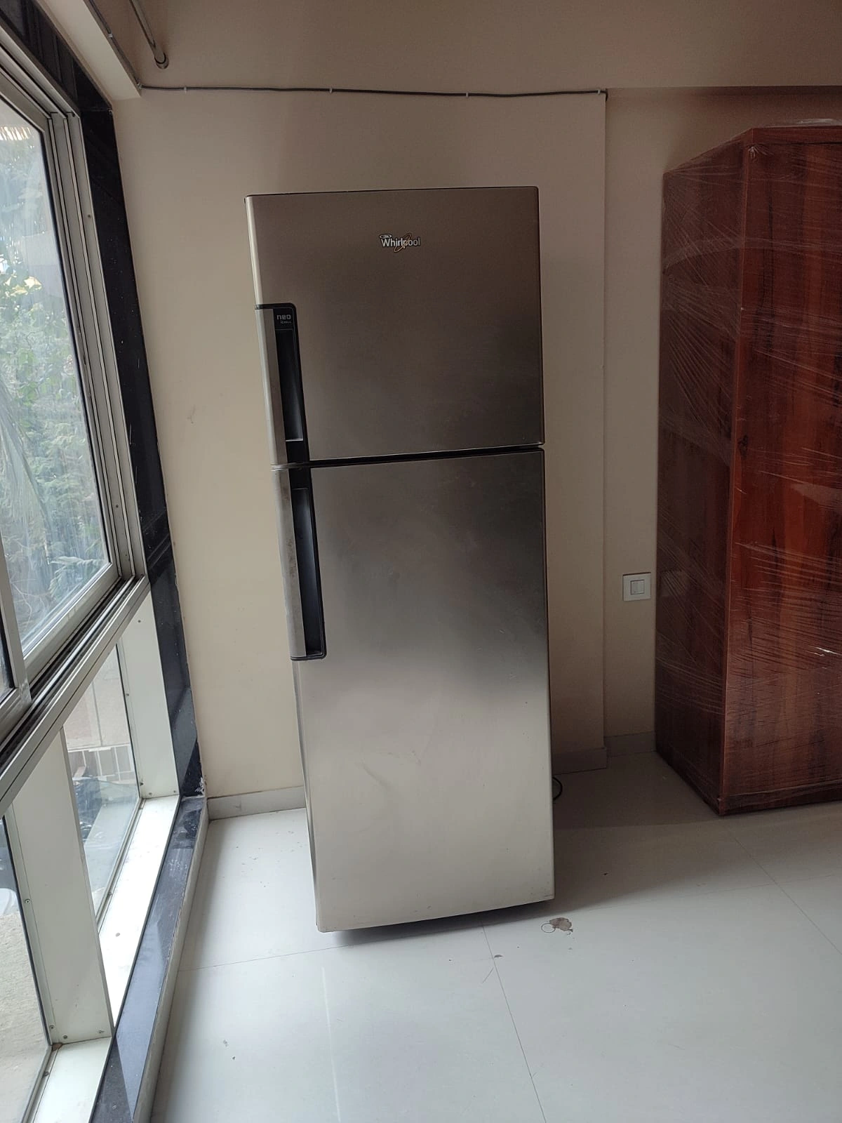 Triple Sharing Room Boys only Flat for PG in arista tower, Goregaon West