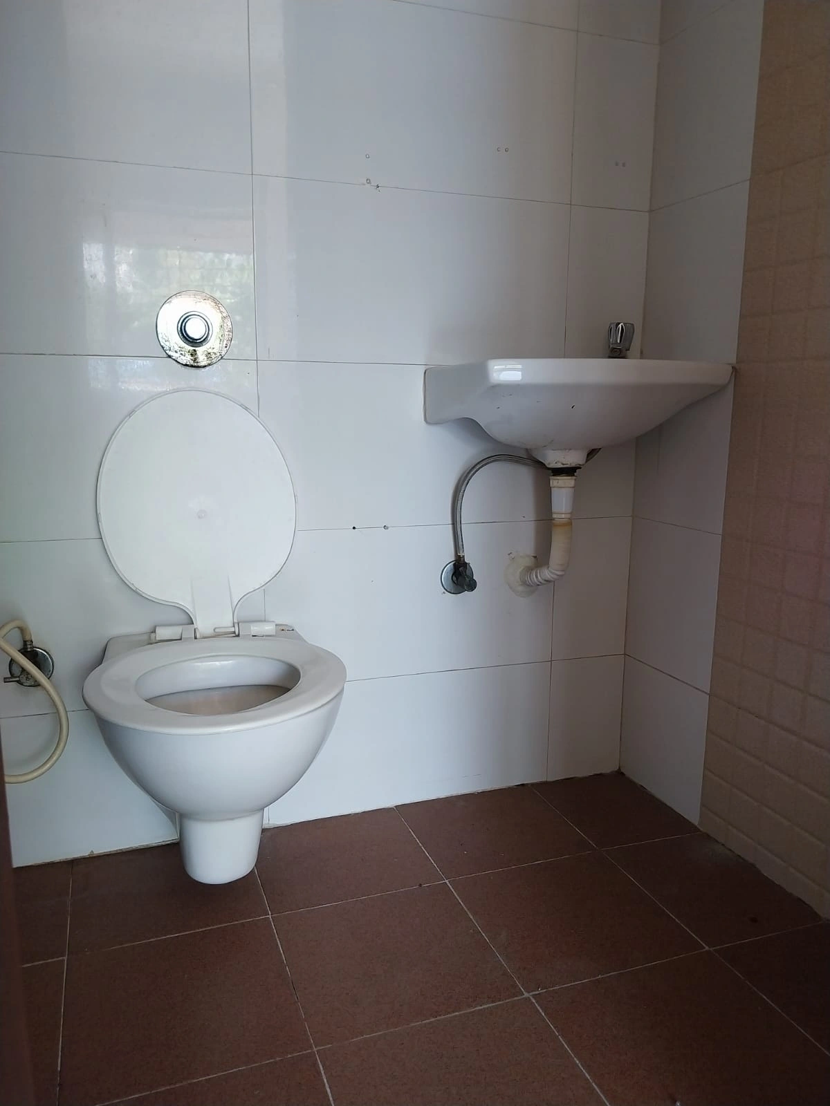 1 BHK Flat for Rent in Sethia Green View, Goregaon West