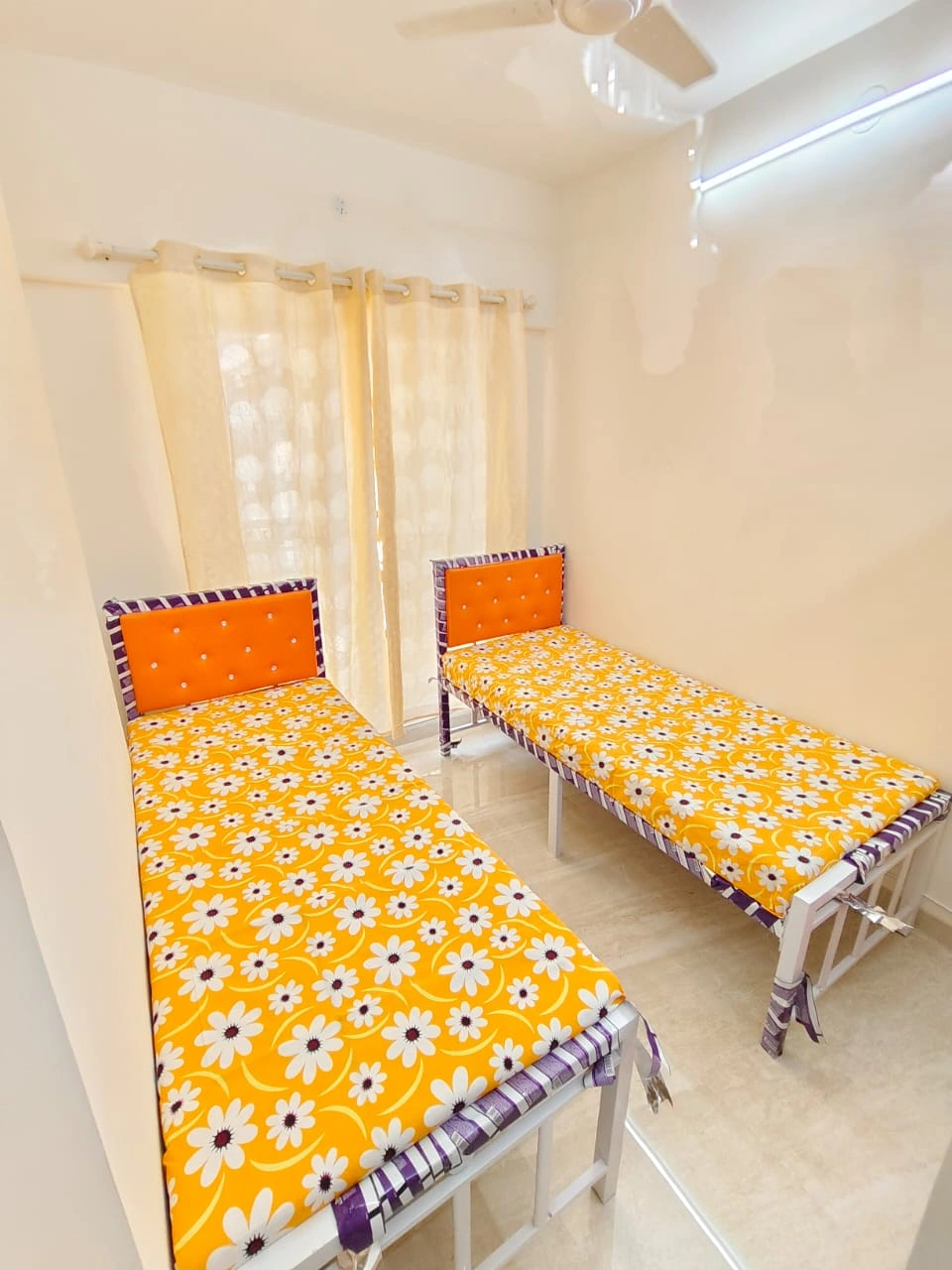 Double Sharing Room Boys only Flat for PG in Jenaji , Andheri East