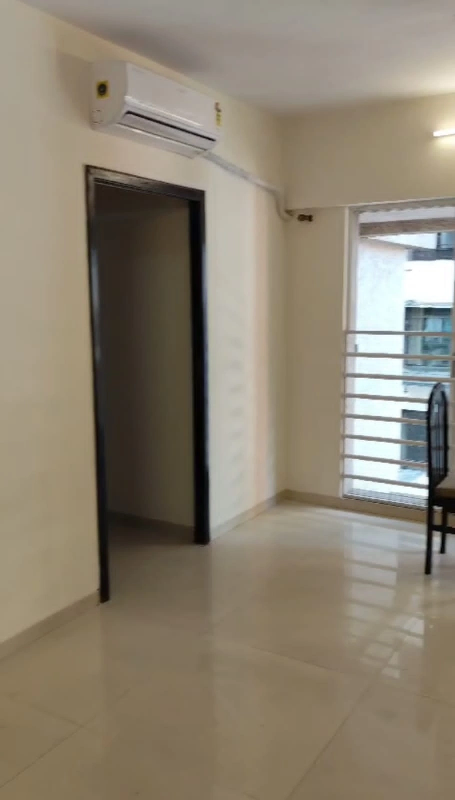 2 BHK Flat for Rent in Shree Gsnesh Tower, Goregaon West