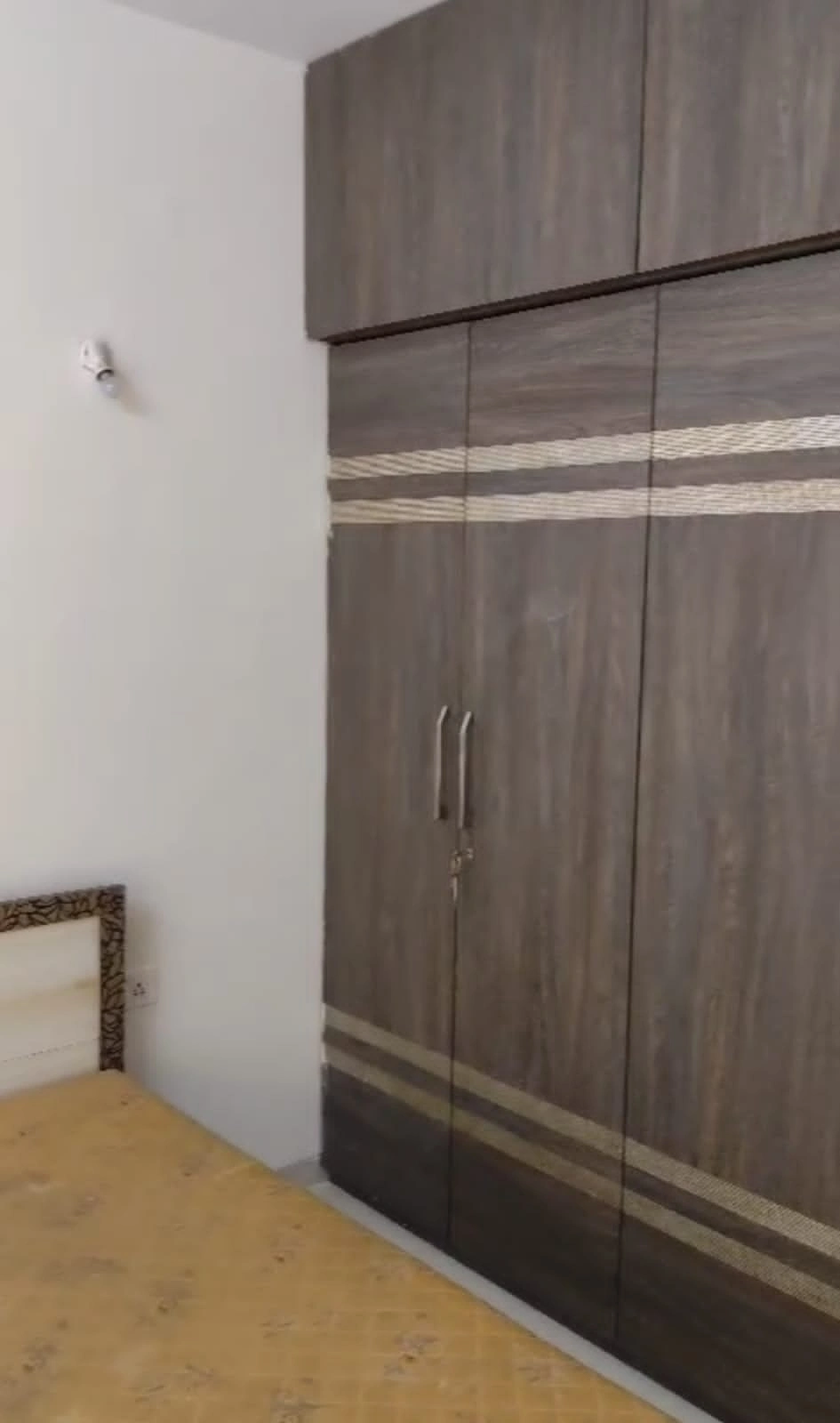 2 BHK Flat for Rent in Shree Gsnesh Tower, Goregaon West