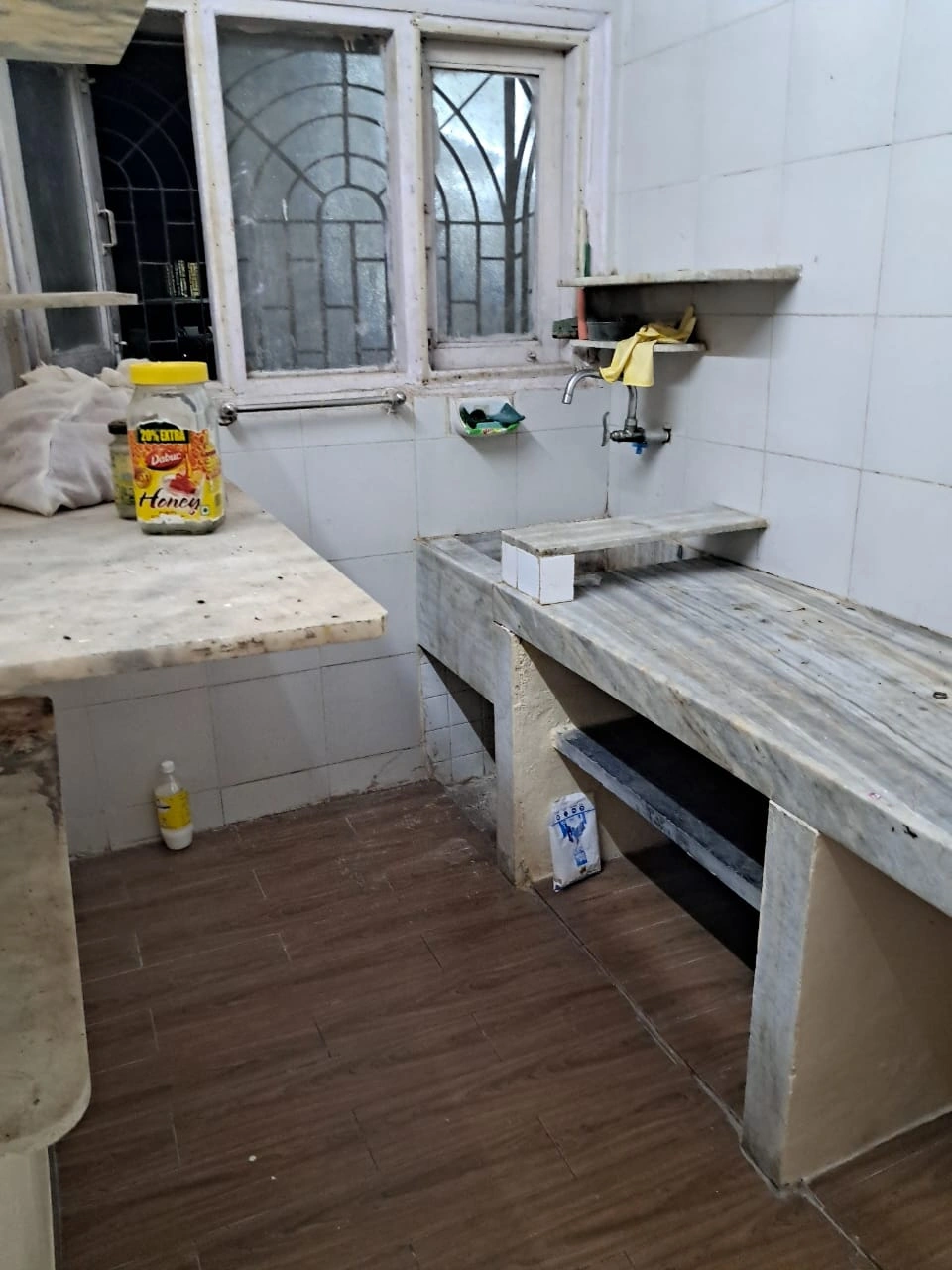 1 BHK Flat for Rent in haridwar Society, Malad West