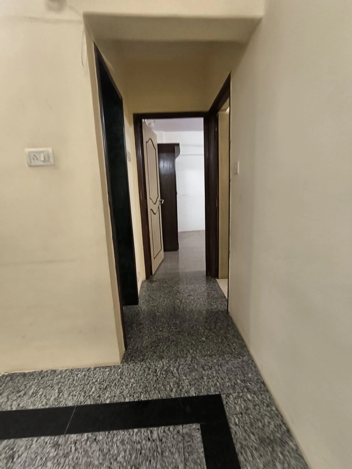 1 BHK Flat for Rent in dheeraj pooja complex , Malad West