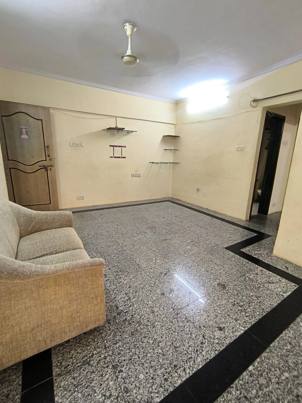 1 BHK Flat for Rent in dheeraj pooja complex , Malad West