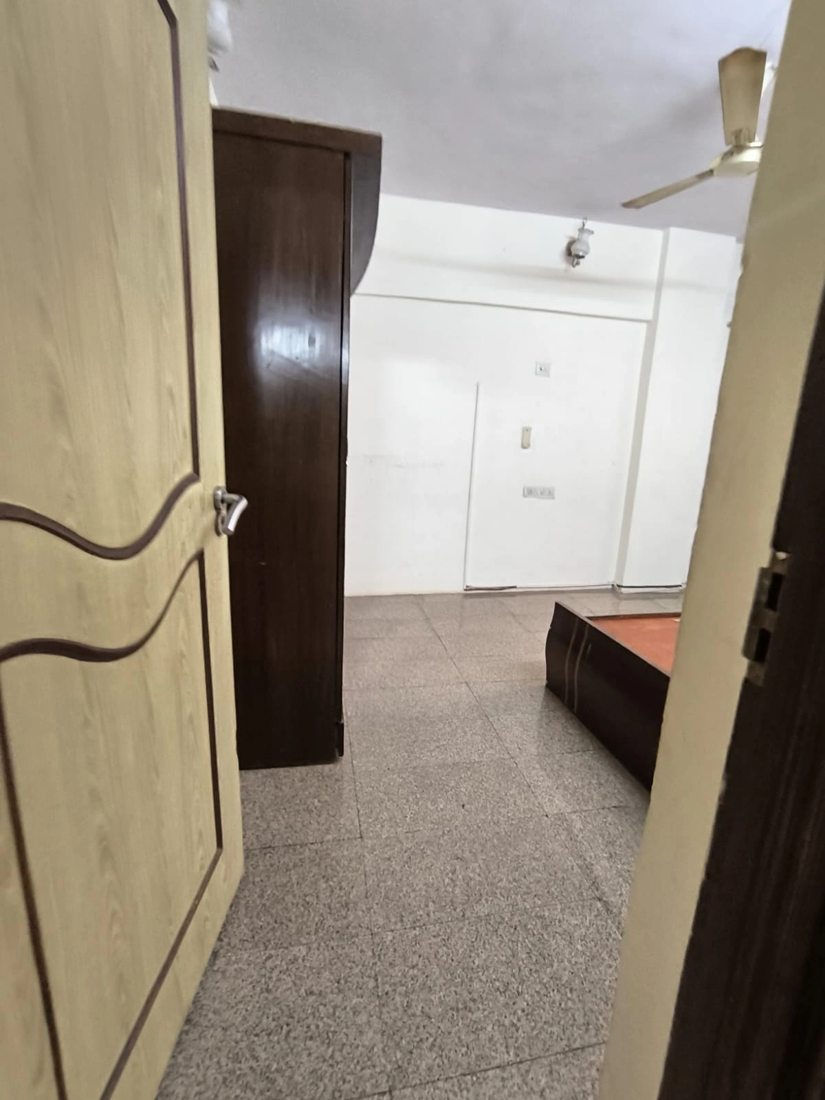 1 BHK Flat for Rent in dheeraj pooja complex , Malad West