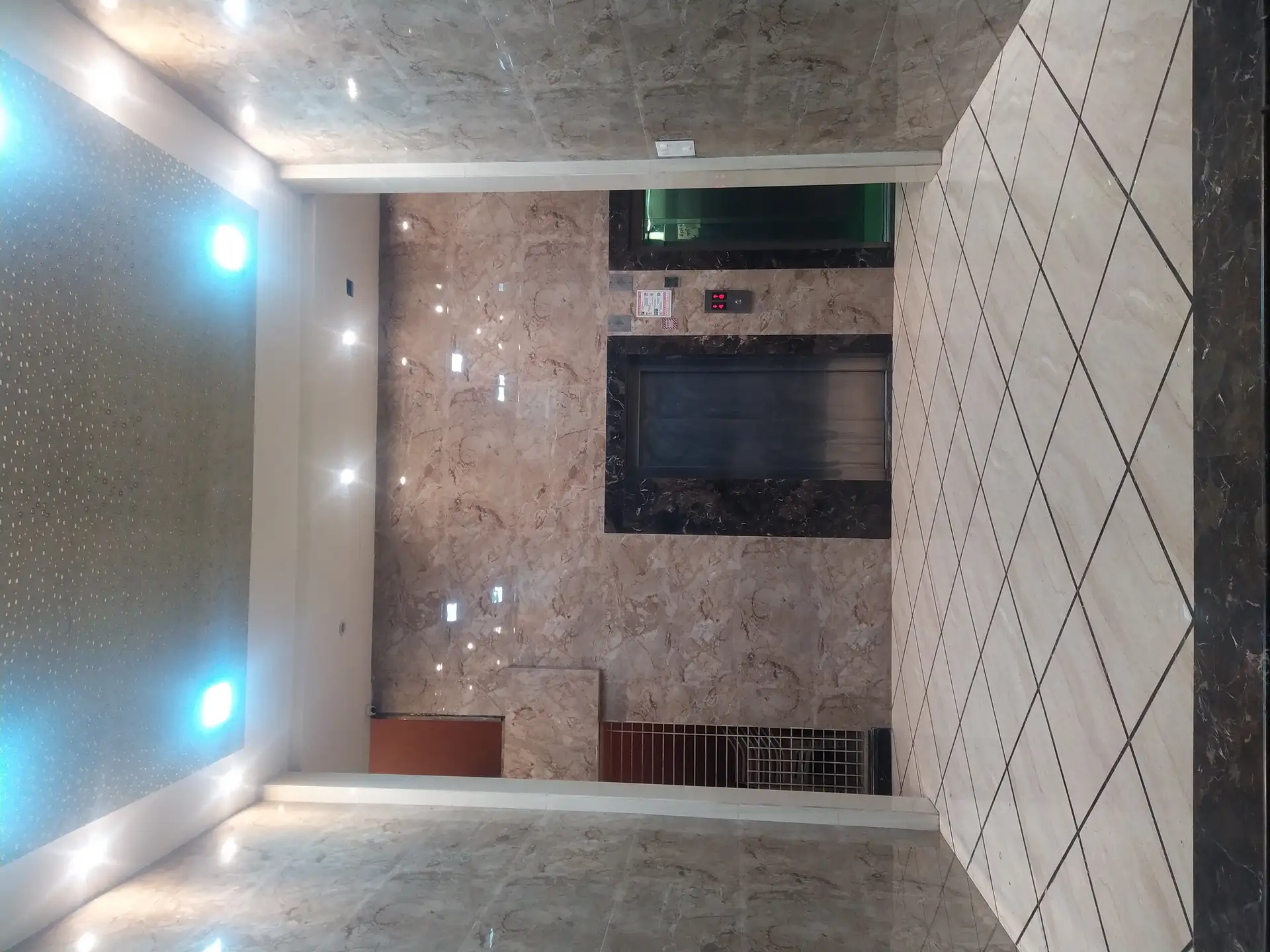 2 BHK Flat for Rent in Rohit Tower , Malad West