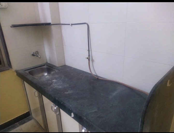 Studio apt Flat for Rent in Patidar Society , Malad West