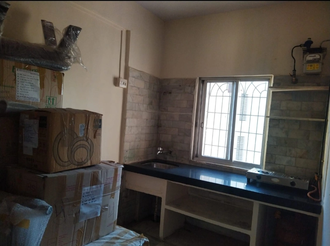 1 BHK Flat for Sale in Link Palace Society, Malad West