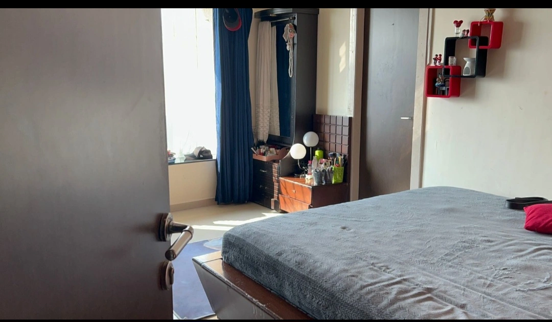 2.5 BHK Flat for Rent in Rustomjee Ozone, Goregaon West