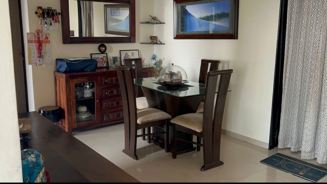 2.5 BHK Flat for Rent in Rustomjee Ozone, Goregaon West