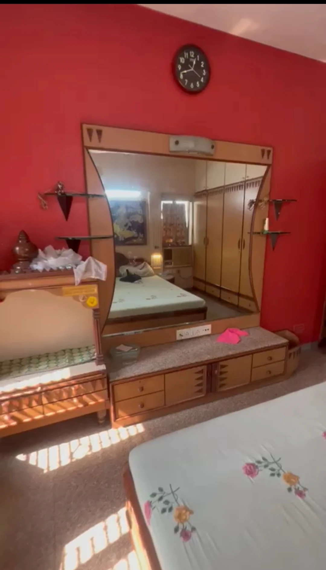 2 BHK Flat for Rent in P Unit Society, Malad West