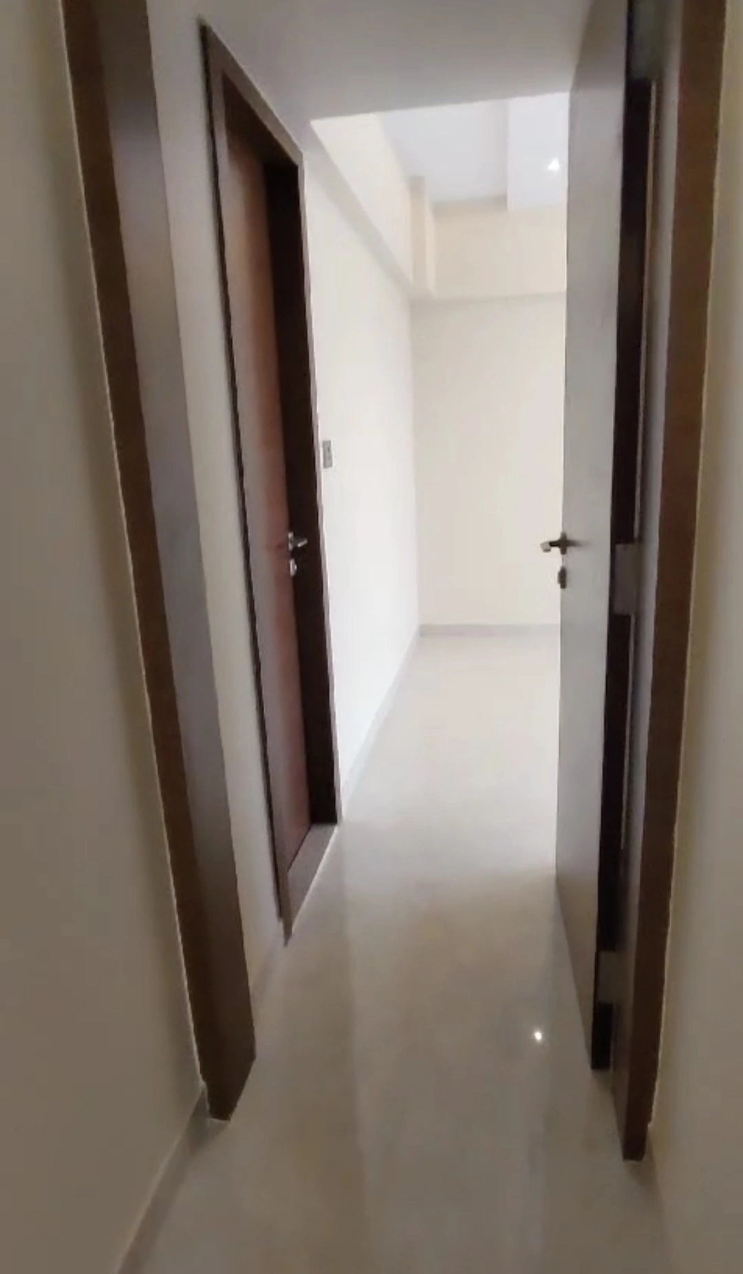 3 BHK Flat for Rent in kabra Diamante Tower , Goregaon West