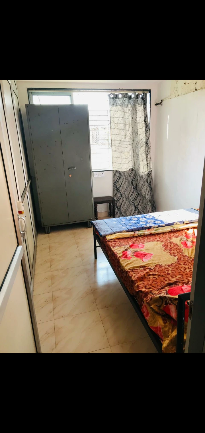 Double Sharing Room Girls only Flat for PG in Anita , Santakruz West