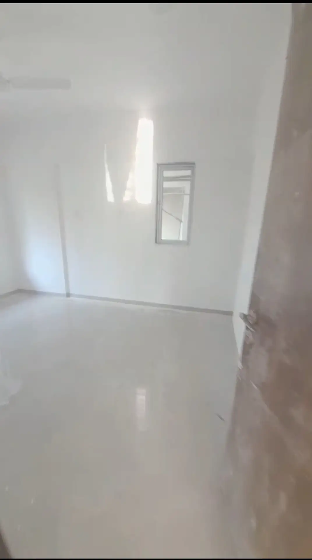 2 BHK Flat for Rent in Paras Tower, Goregaon West