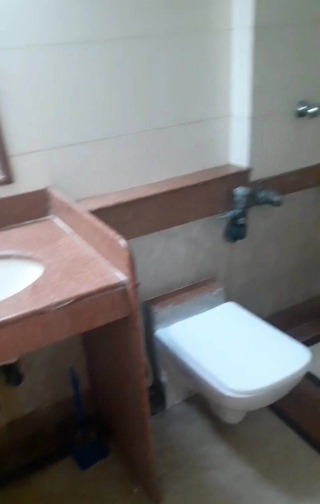2 BHK Flat for Rent in serenity Heights, Malad West