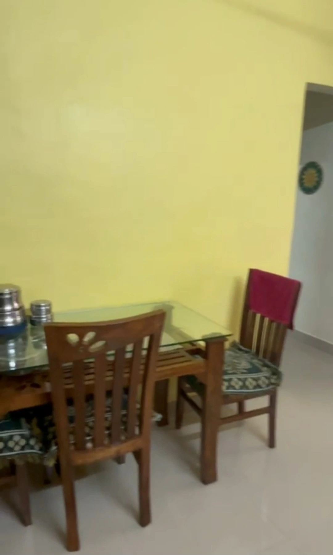 2 BHK Flat for Rent in West View Society, Goregaon West