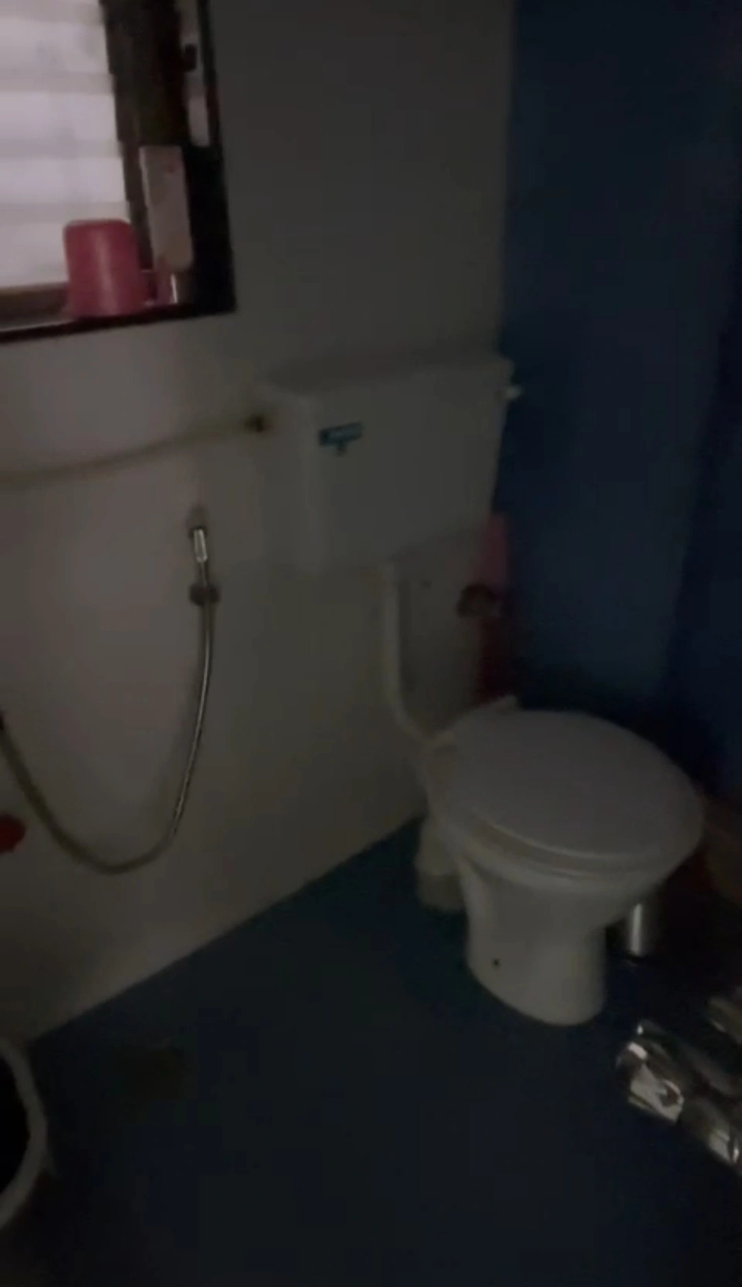 2 BHK Flat for Rent in West View Society, Goregaon West